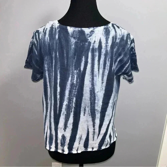 John + Jenn  Tee - Picture 3 of 5